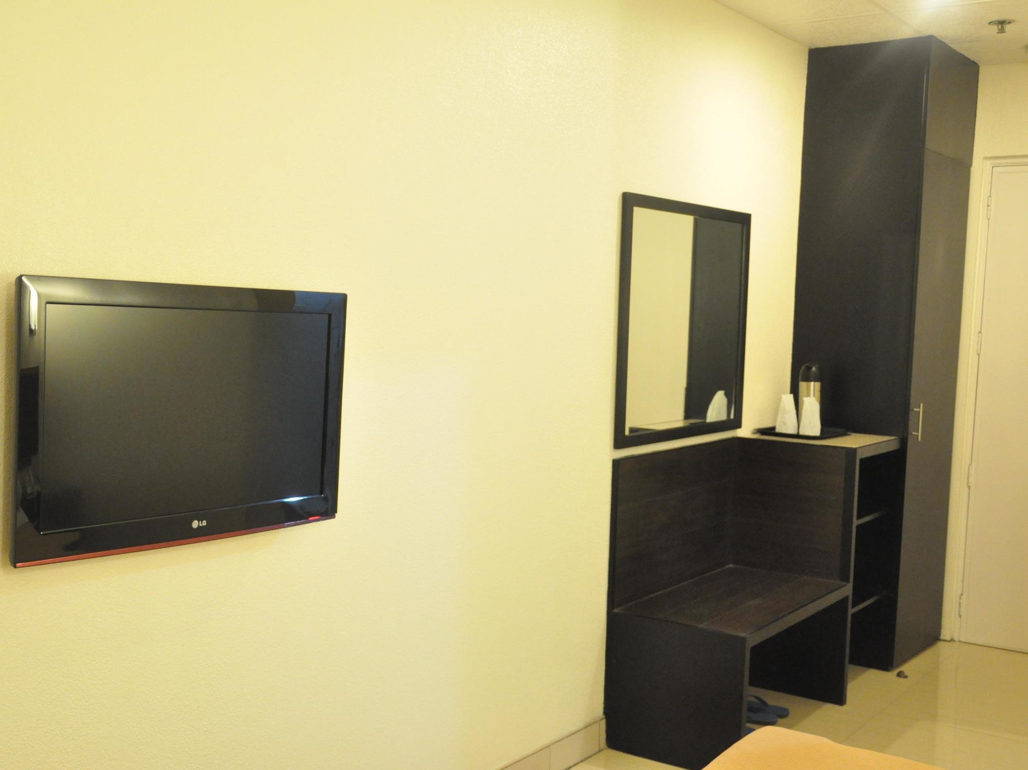 Iloilo Midtown Hotel Extérieur photo